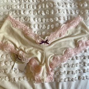Brand new Honeydew panties